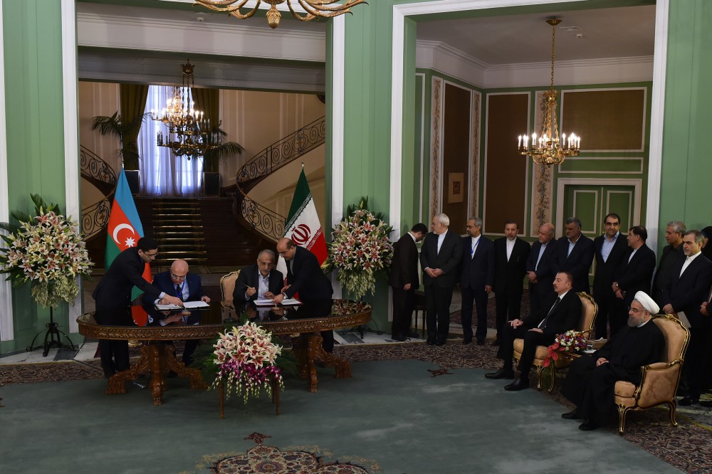 Азербайджан и Иран подписали 11 документов