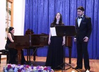 Юная Ислама провела вечер классической музыки (ФОТО)