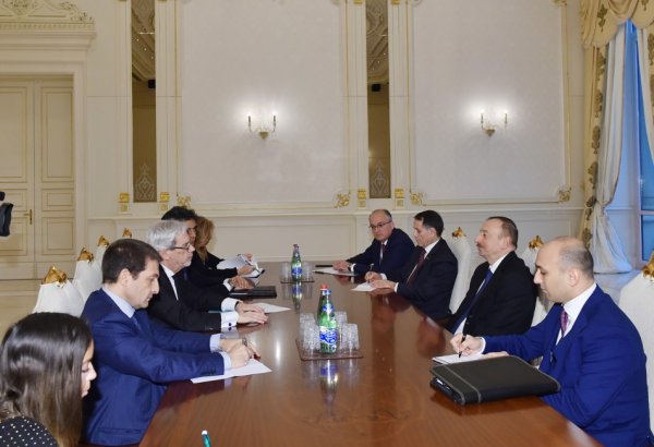 Президент Ильхам Алиев принял госсекретаря Совета министров Италии