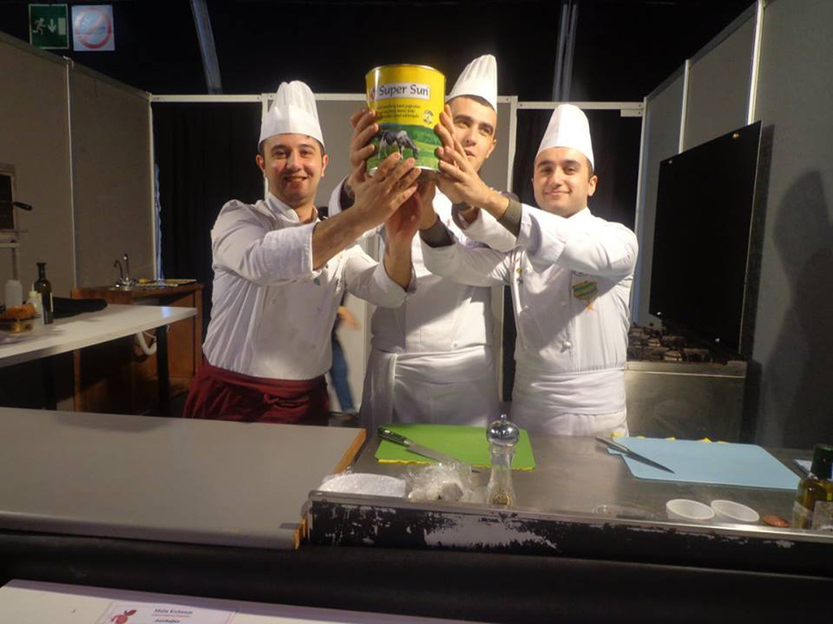 Kulinarlarımız növbəti beynəlxalq yarışdan medallarla qayıdıblar (FOTO)