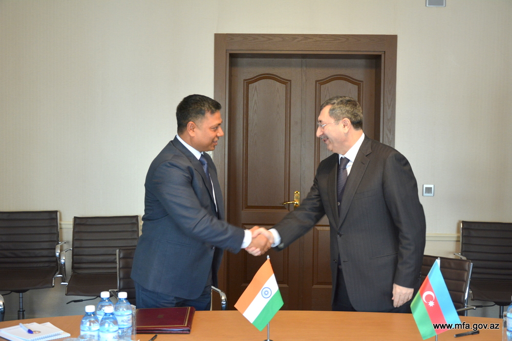 Azərbaycan və Hindistan protokol imzaladılar (FOTO)
