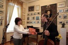 Итальянский виолончелист исполнил произведение азербайджанского композитора (ФОТО)