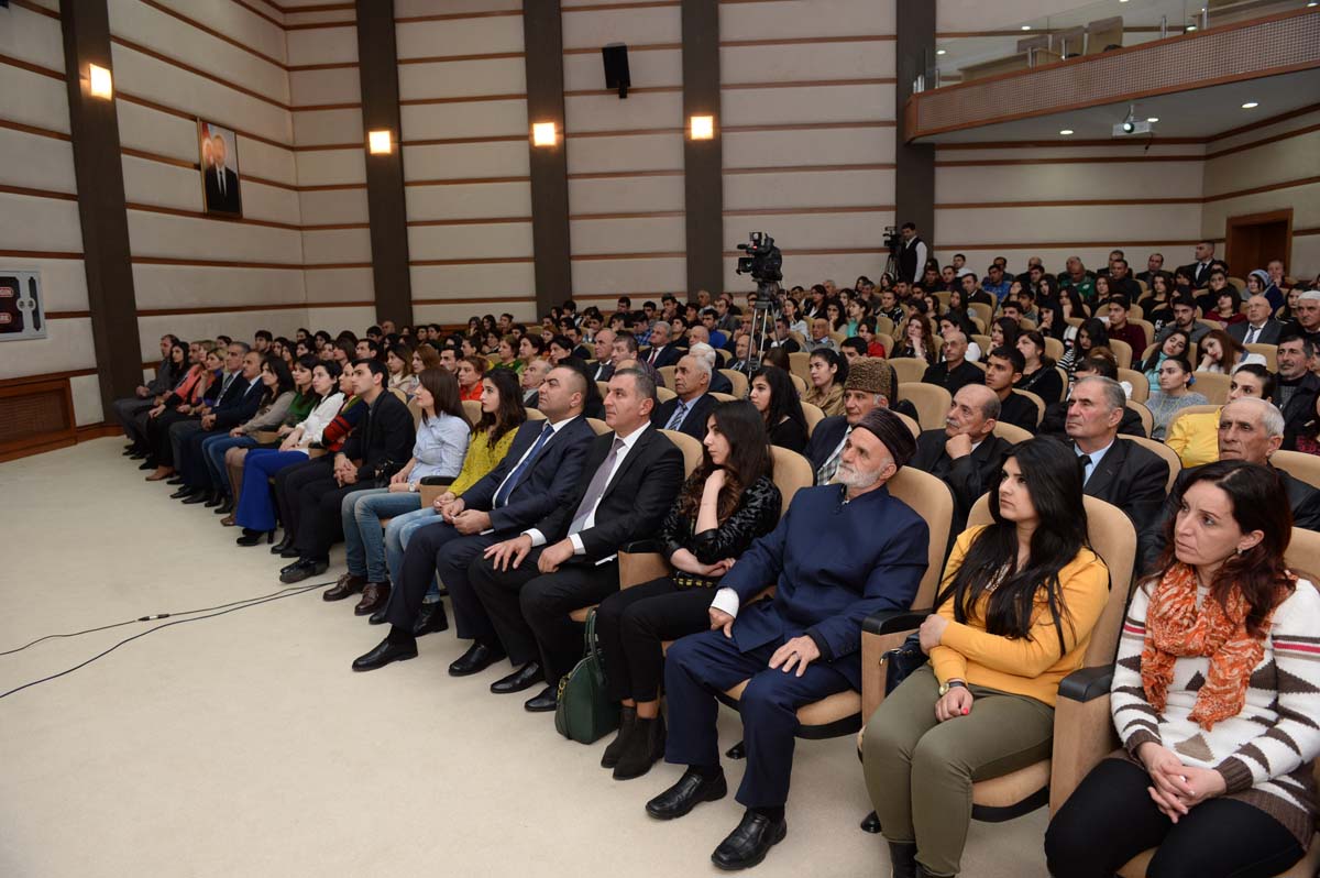 Общественное объединение "Региональное развитие" Фонда Гейдара Алиева встретилось с жителями Лянкярана и Астары (ФОТО)