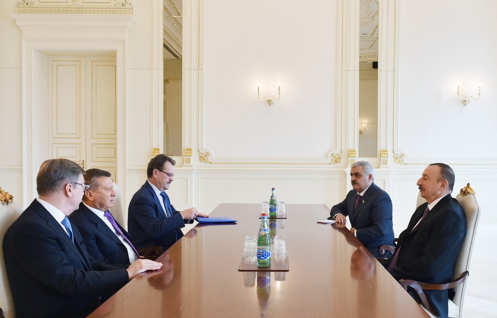 Prezident İlham Əliyev "Qazprom"un İdarə heyətinin sədrini qəbul edib