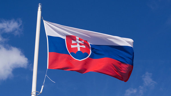 Оба кандидата в президенты Словакии назвали своим приоритетом борьбу с коррупцией