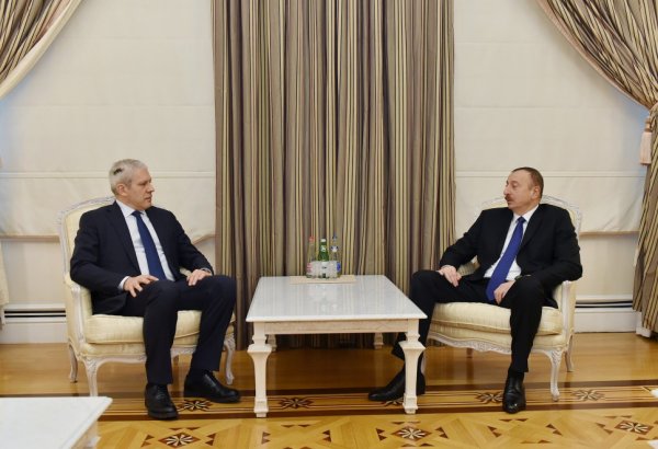 Ильхам Алиев принял экс-президента Сербии