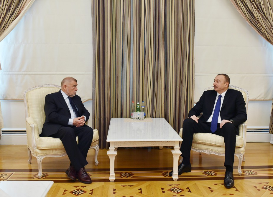 Ильхам Алиев принял экс-президента Хорватии