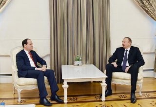 President Aliyev meets Albanian counterpart