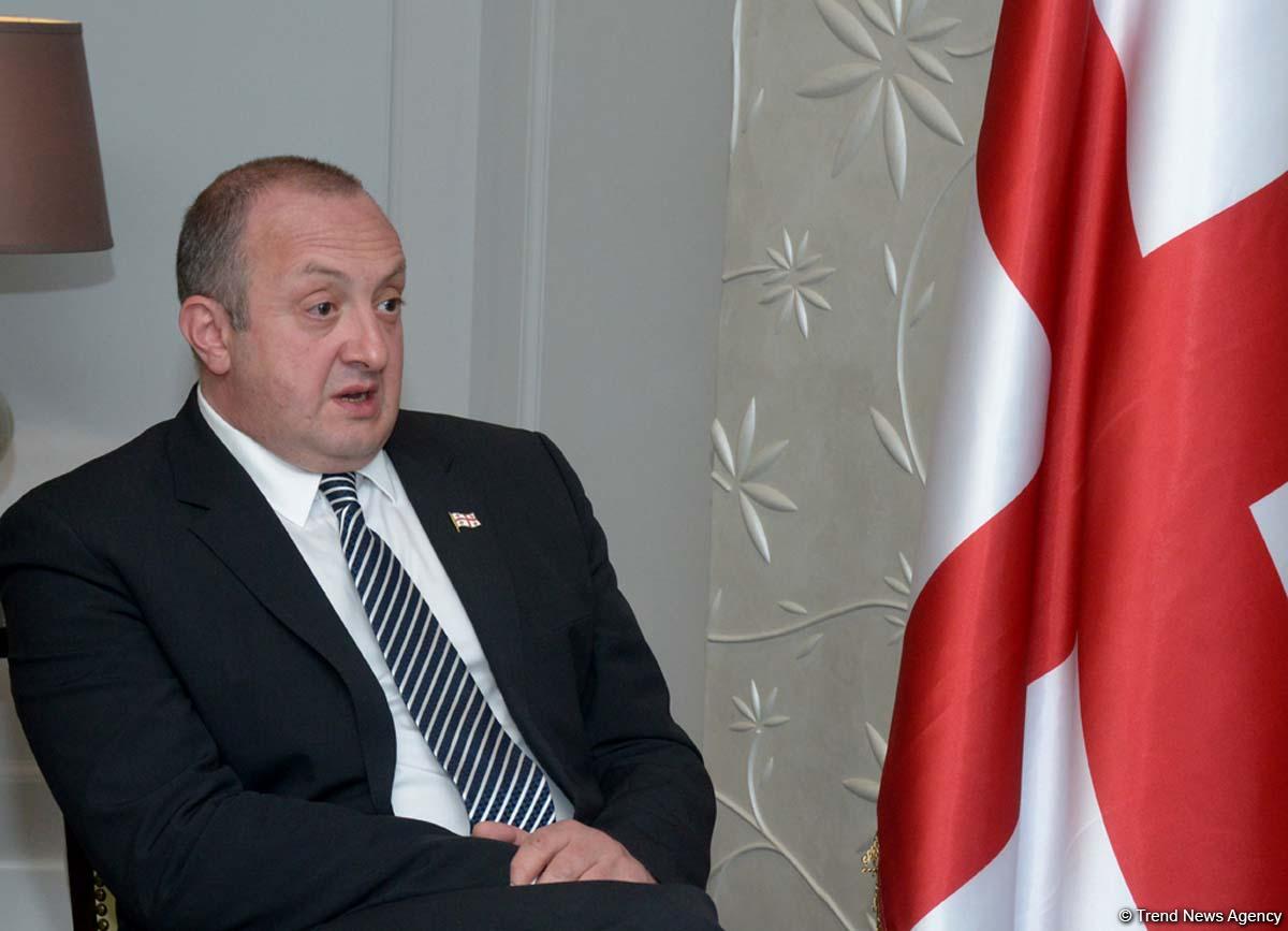 Президент Грузии высказался за мирное урегулирование нагорно-карабахского конфликта