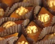 Будьте внимательны при покупке сладостей к празднику Новруз (ФОТО)