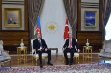 Состоялась встреча один на один Президентов Азербайджана и Турции
