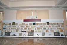 В Баку открылась выставка древних изданий Корана (ФОТО)