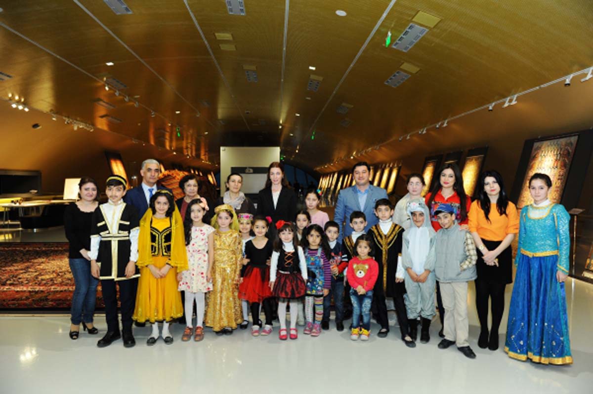 Весенние мотивы Баку на праздник Новруз (ФОТО)