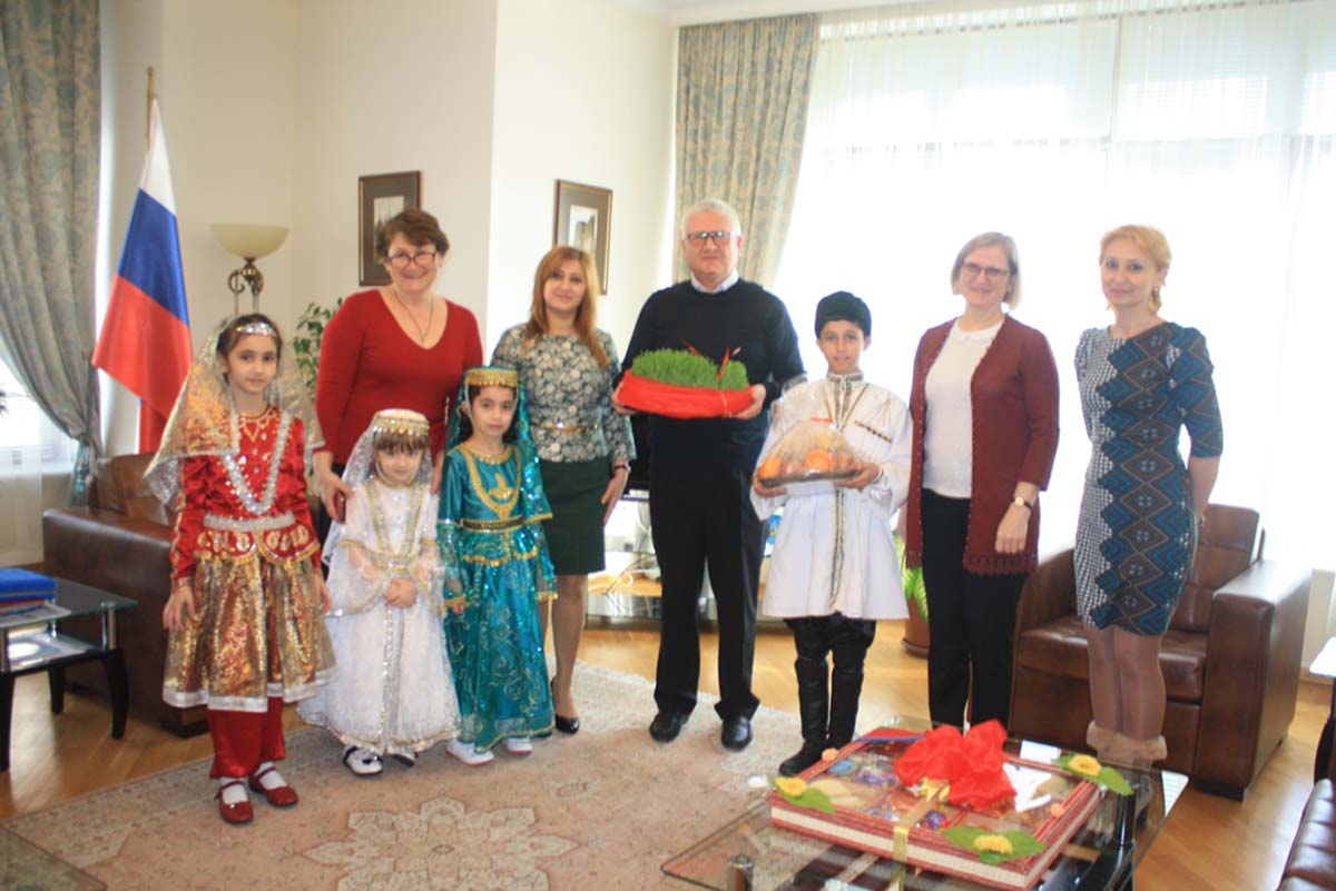 Российский центр отметил Новруз с азербайджанскими детьми (ФОТО)