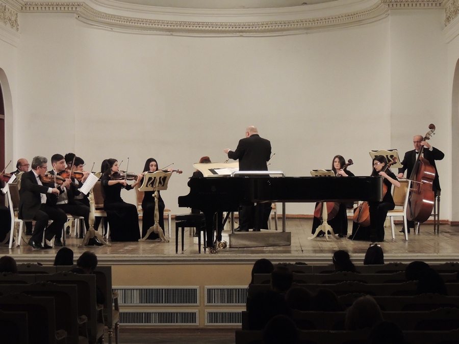 Музыка, которая вдохновляет: концерт в Баку (ФОТО)