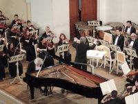 Выступление российского пианиста было встречено в Баку бурей аплодисментов (ФОТО)