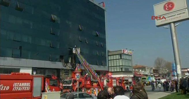 MHP İstanbul il binasında yangın