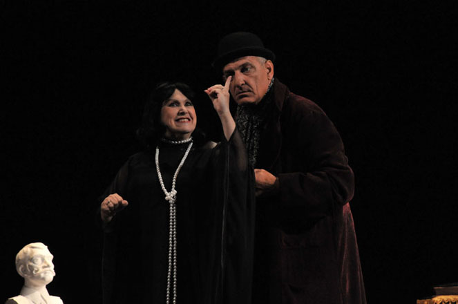"Волки и овцы" на сцене азербайджанского театра