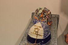 Пятнистая шляпа Тембель: чудо-керамика в работе мастеров из Израиля и Азербайджана (ФОТО)