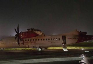 В аэропорту Джакарты столкнулись два самолета
