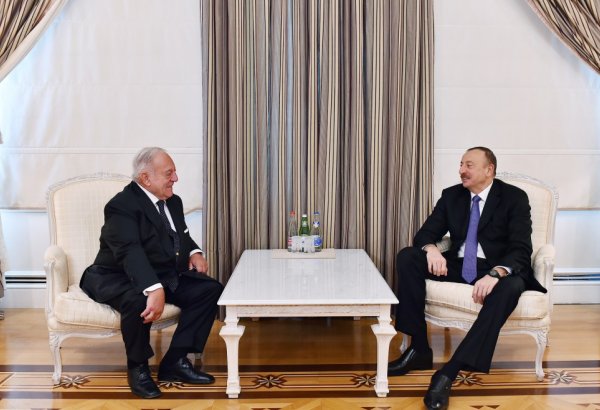 Президент Ильхам Алиев принял главу Международной федерации тяжелой атлетики