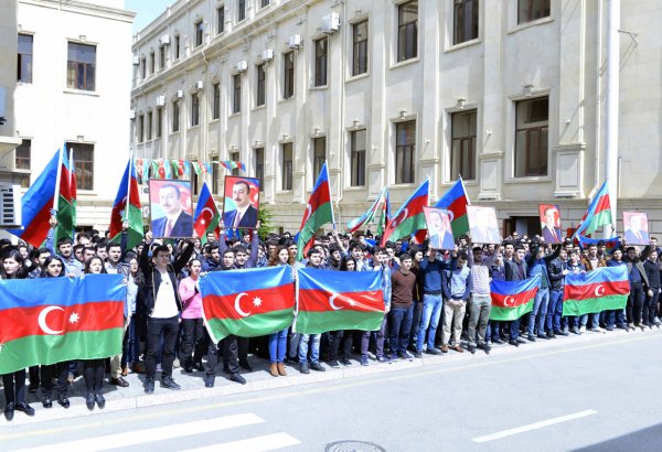 В Бакинской Высшей Школе Нефти проведена акция в поддержку армии  (ФОТО)