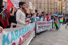 İstanbul'da Ermeni provokasyonları protesto edildi (Fotoğraf)