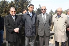 В Баку почтили память актера и режиссера Джейхуна Мирзоева (ФОТО)