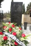 В Баку почтили память актера и режиссера Джейхуна Мирзоева (ФОТО)