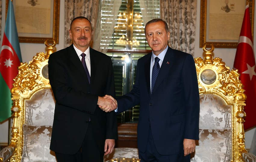 Cumhurbaşkanı Erdoğan, Azerbaycan Cumhurbaşkanı Aliyev ile Görüştü
