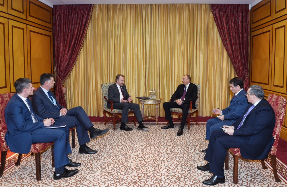 Президент Ильхам Алиев встретился с председателем Президиума Боснии и Герцеговины (ФОТО)