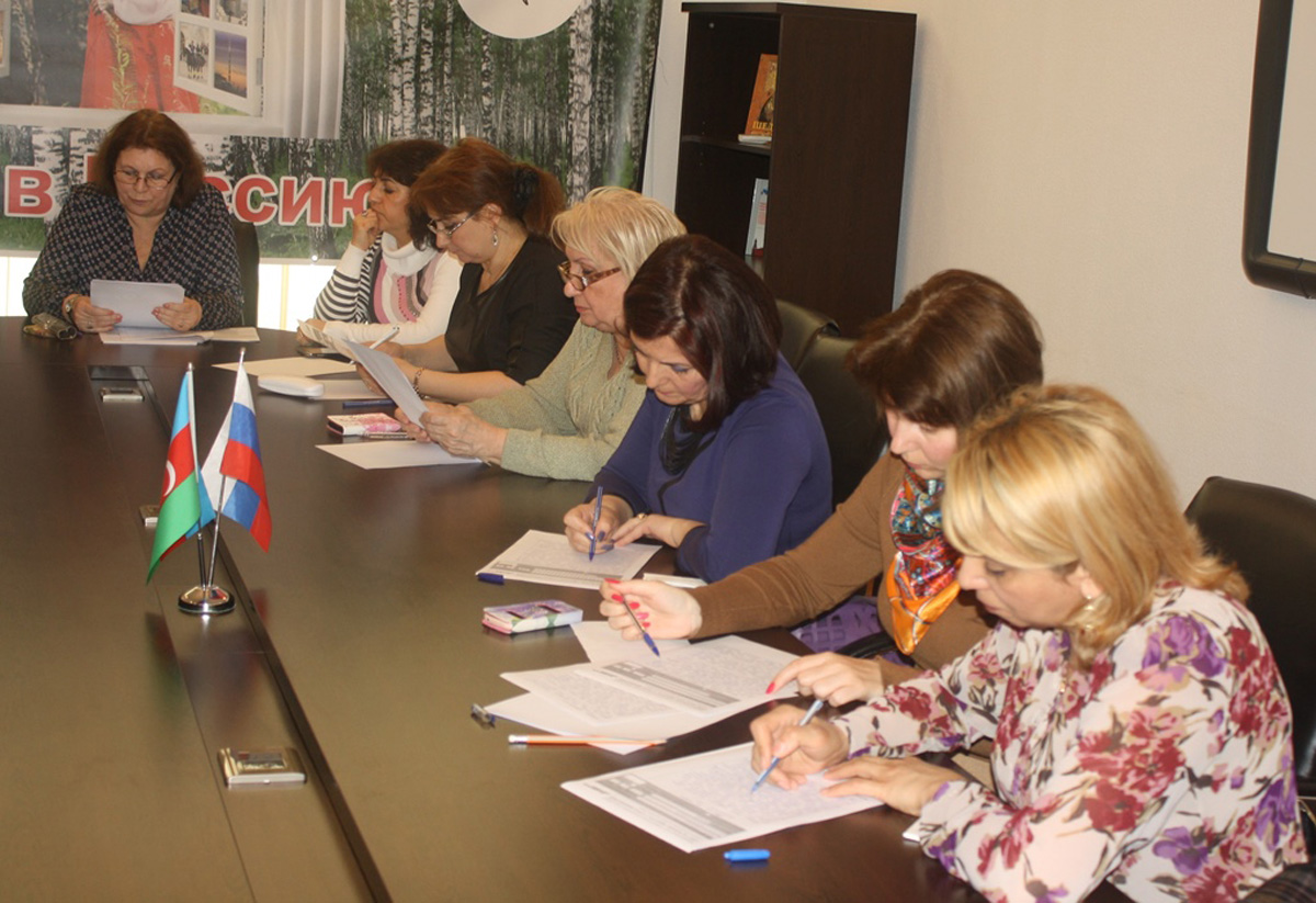 Азербайджан впервые принял участие в "Тотальном диктанте" по русскому языку (ФОТО)
