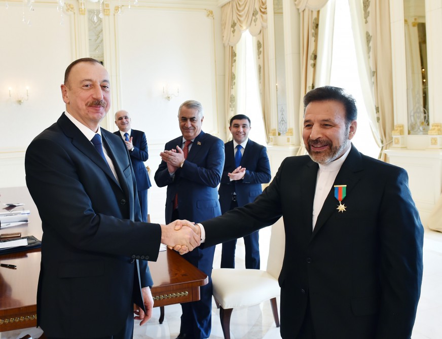 Президент Ильхам Алиев наградил иранского министра орденом «Достлуг» (ФОТО)