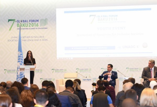 В Баку открылся молодежный форум в рамках седьмого Глобального форума Альянса цивилизаций ООН (ФОТО)