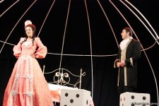 Потрясающие уроки любви Фахраддина Манафова – дебют на сцене Русской драмы (ФОТО)