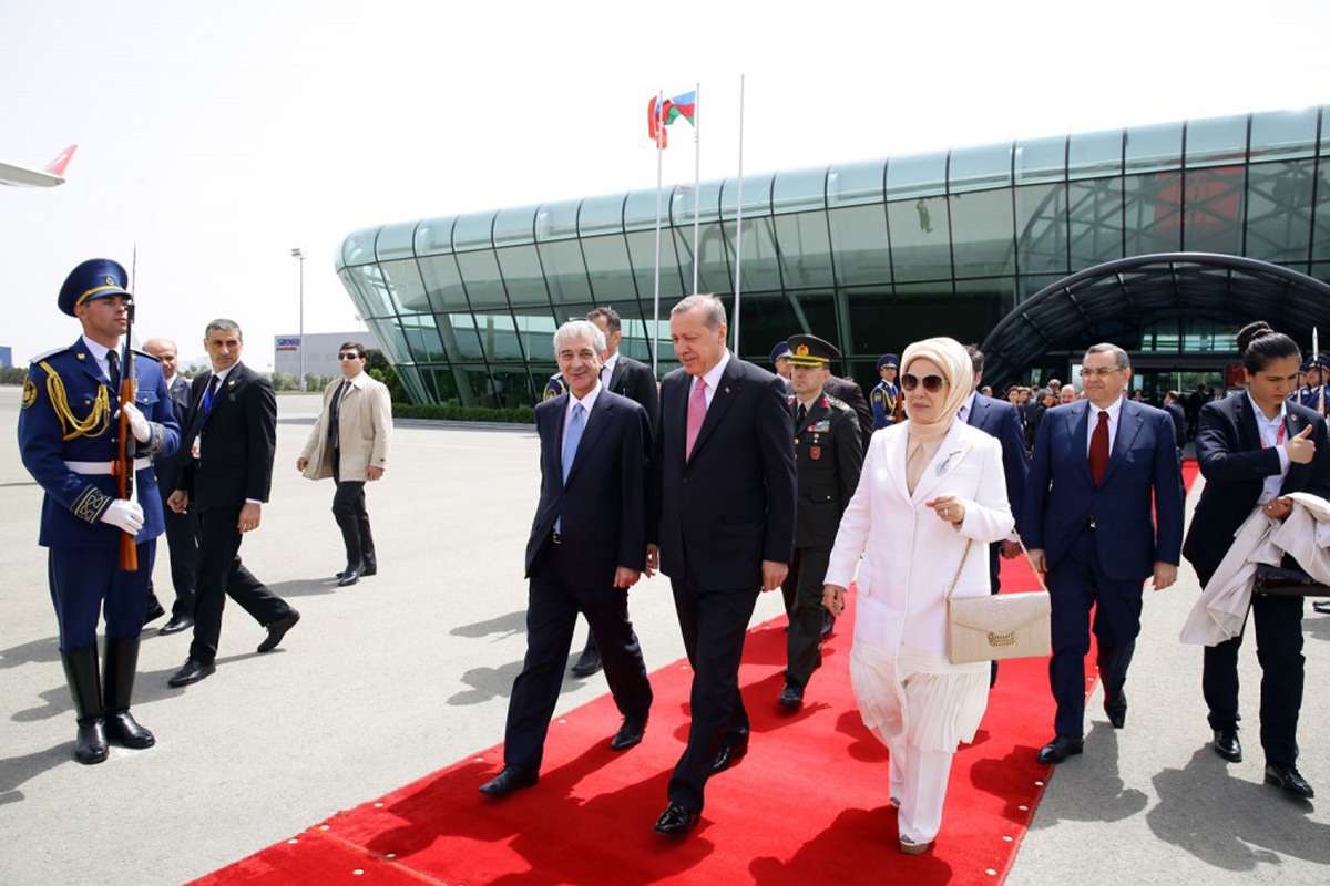 Turkish president ends working visit to Azerbaijan