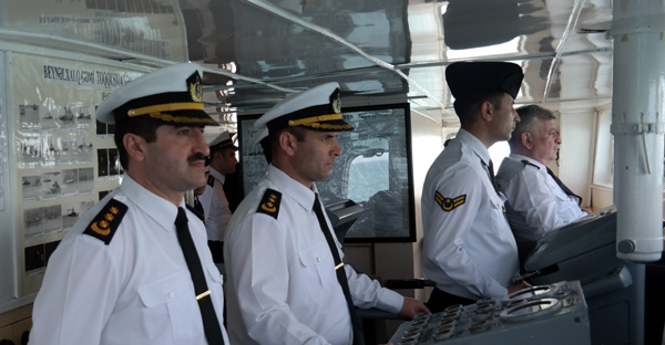 Azerbaycan Deniz Kuvvetleri Hazar Denizi'nde tatbikat yaptı (Fotoğraf)