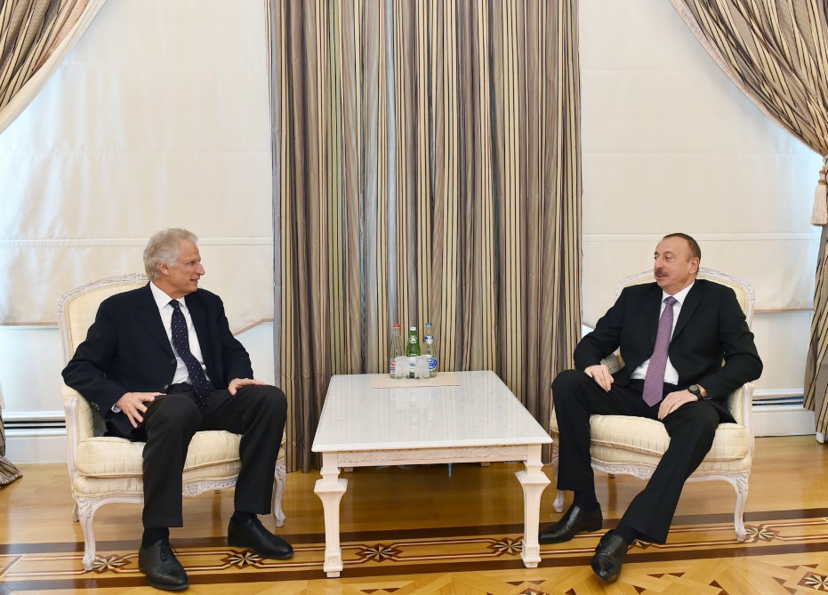 Azerbaijani president receives former French PM