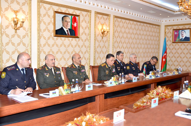 Azerbaycan İçişleri Bakanı Türkiye Jandarma Genel Komutanı ile bir araya geldi