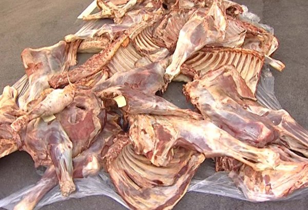 Задержан житель Газахского района, пытавшийся продать более тонны мяса неизвестного происхождения