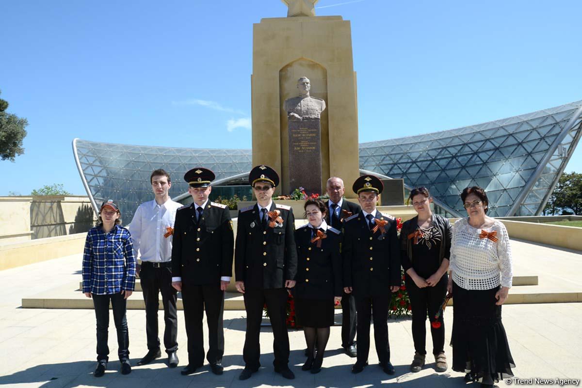 Общественность Азербайджана  отмечает День Победы (ФОТО)