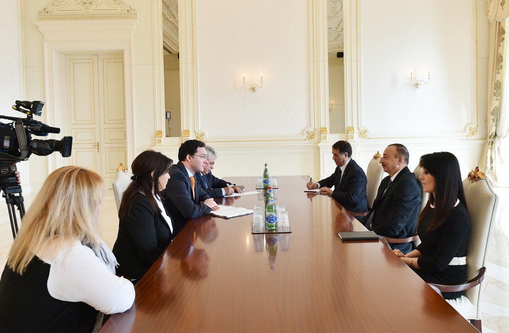 Президент Азербайджана принял делегацию под руководством главы МИД Болгарии
