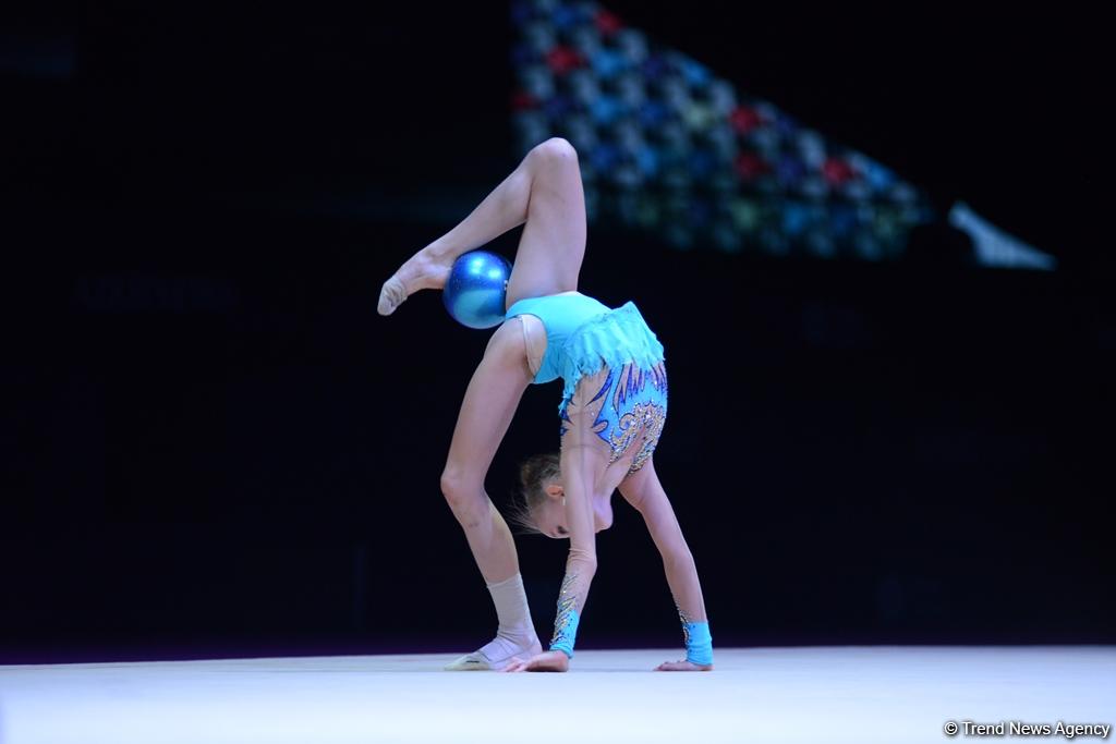 Стартовал второй день соревнований XXIII чемпионата Азербайджана по художественной гимнастике (ФОТО)