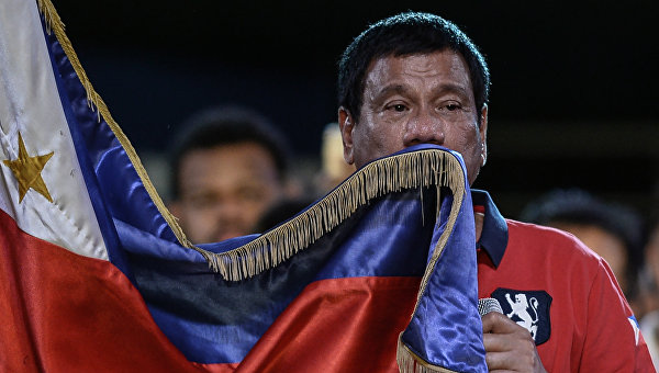 Президент Филиппин призвал восстановить в стране смертную казнь