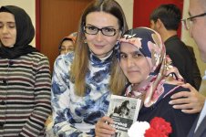 У берегов Ефрата презентованы книги азербайджанской поэтессы  (ФОТО)