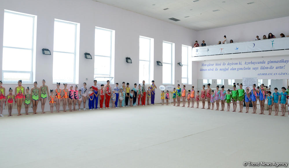 В Баку стартовало Открытое первенство по акробатике (ФОТО)