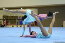 Akrobatika gimnastikası üzrə Azərbaycan və Bakı birinciliyi başlayıb (FOTO)