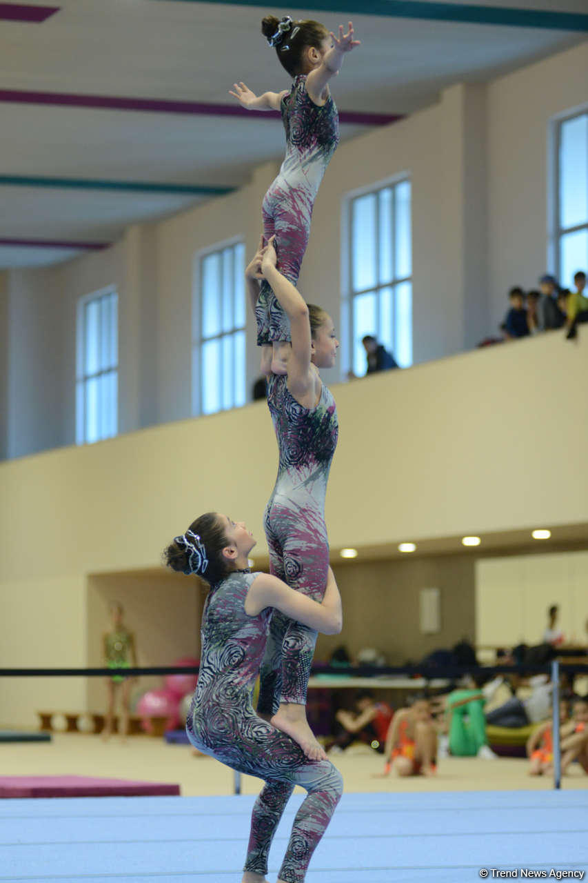 Стартовало первенство Азербайджана и Баку по акробатической гимнастике (ФОТО)