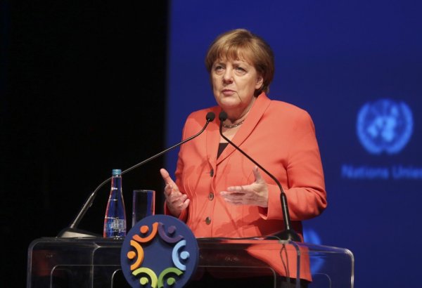 Merkel: Dünyanın humanitar prinsiplər üzrə yeni konsensusa ehtiyacı var  (ƏLAVƏ OLUNUB)