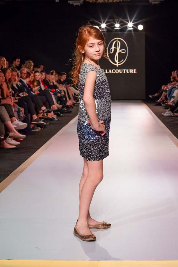 Дети и взрослые "взорвали" Баку на Azerbaijan Fashion Week (ФОТО)